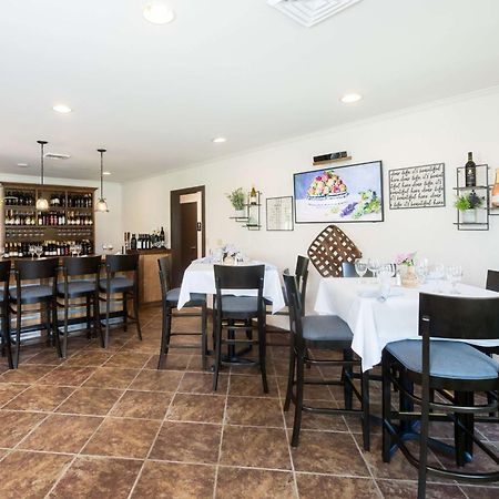 多布森汉普顿套房酒店 Dobson 外观 照片